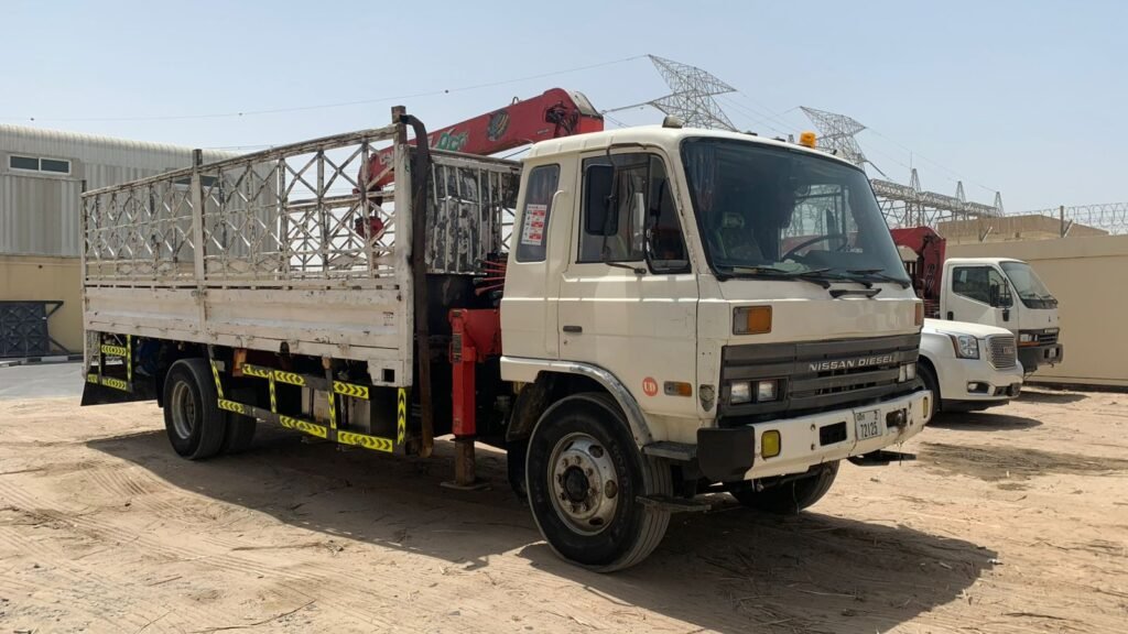 truck mounted HIAB crane for sale in UAE with mobile lifting capability and flexible operation